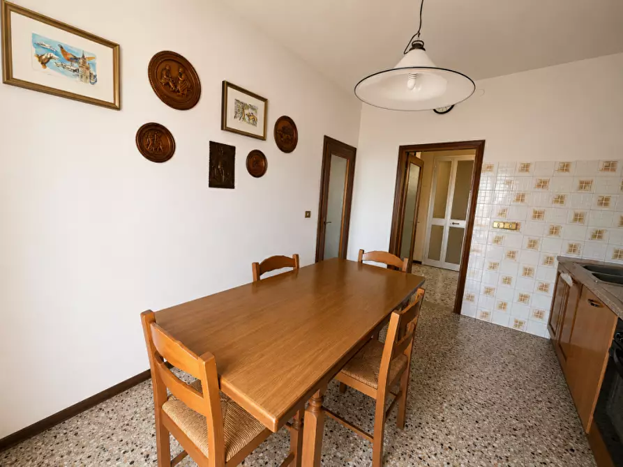 Immagine 2 di Appartamento in vendita  in Via Boschieri a Montebelluna