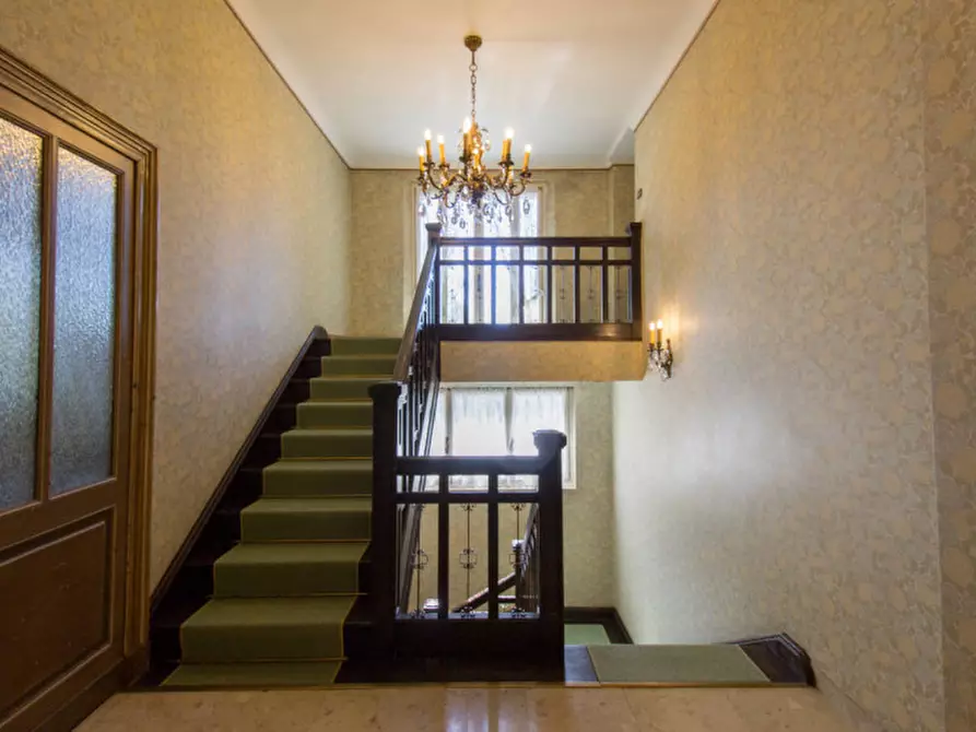 Immagine 19 di Villa in vendita  in Via Cavour, 106 a Corio