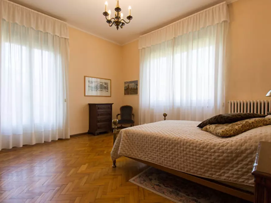Immagine 28 di Villa in vendita  in Via Cavour, 106 a Corio