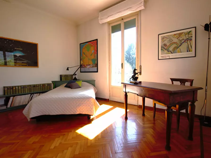 Immagine 30 di Villa in vendita  in Via Cavour, 106 a Corio