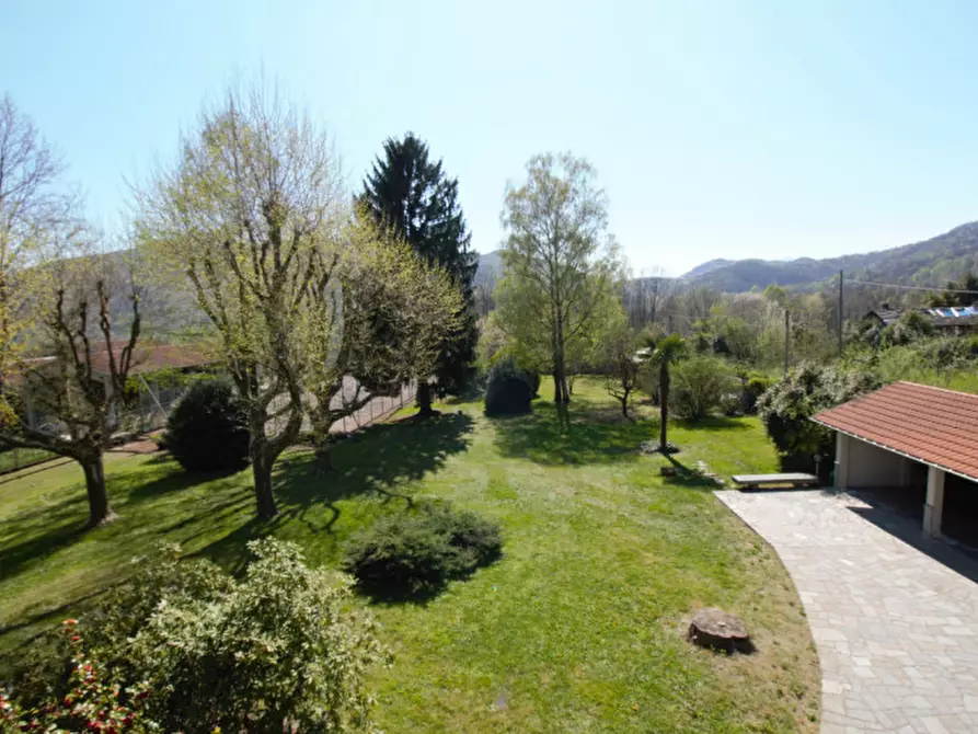 Immagine 33 di Villa in vendita  in Via Cavour, 106 a Corio