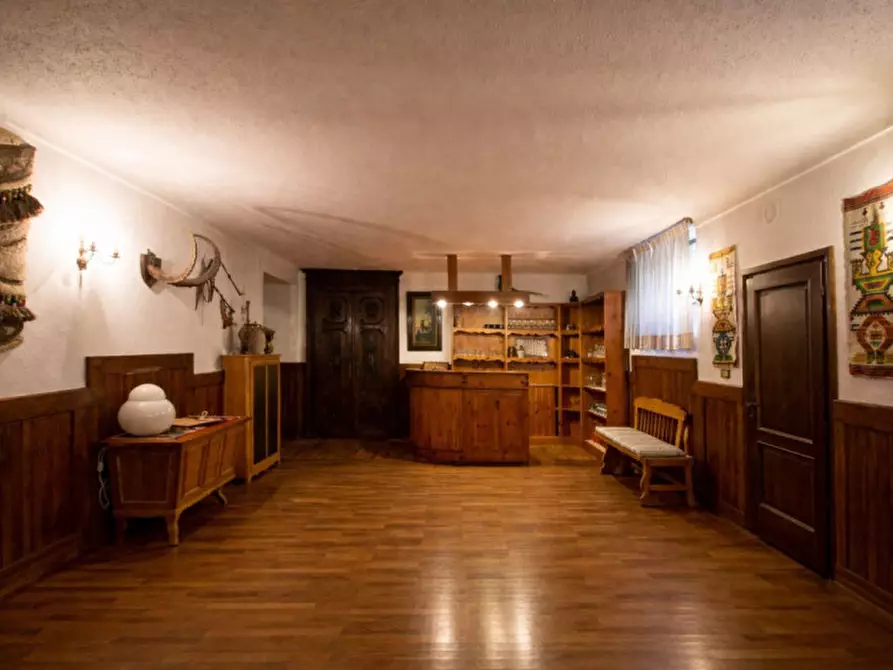Immagine 39 di Villa in vendita  in Via Cavour, 106 a Corio