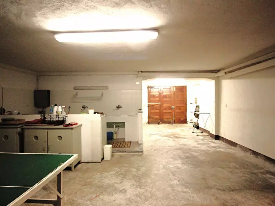 Immagine 40 di Villa in vendita  in Via Cavour, 106 a Corio