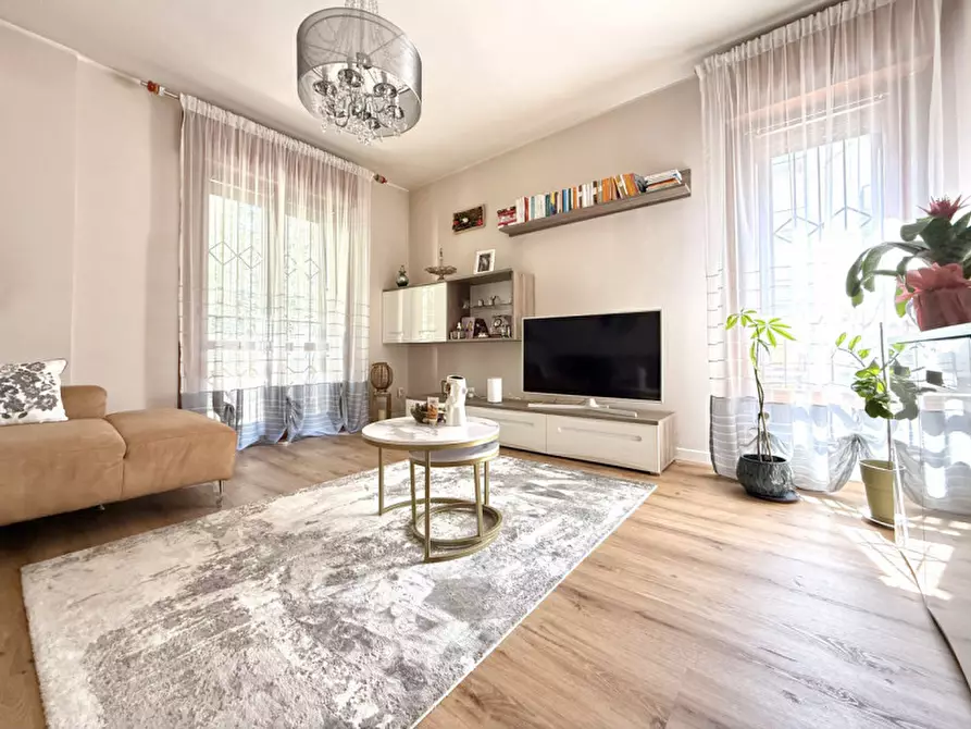 Immagine 3 di Appartamento in vendita  in Via Floreste Malfer 3 a Verona