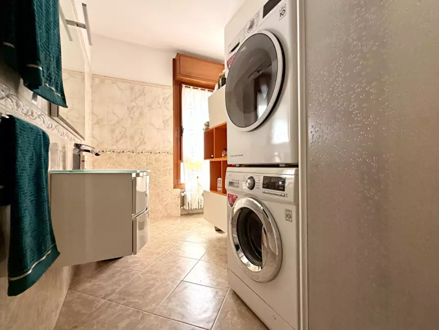 Immagine 9 di Appartamento in vendita  in Via Floreste Malfer 3 a Verona