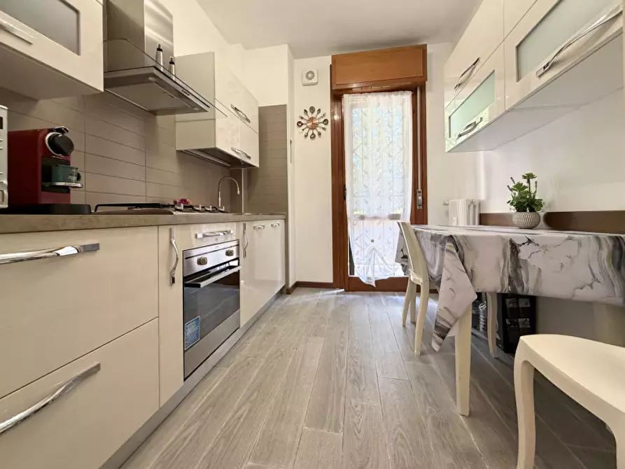 Immagine 10 di Appartamento in vendita  in Via Floreste Malfer 3 a Verona