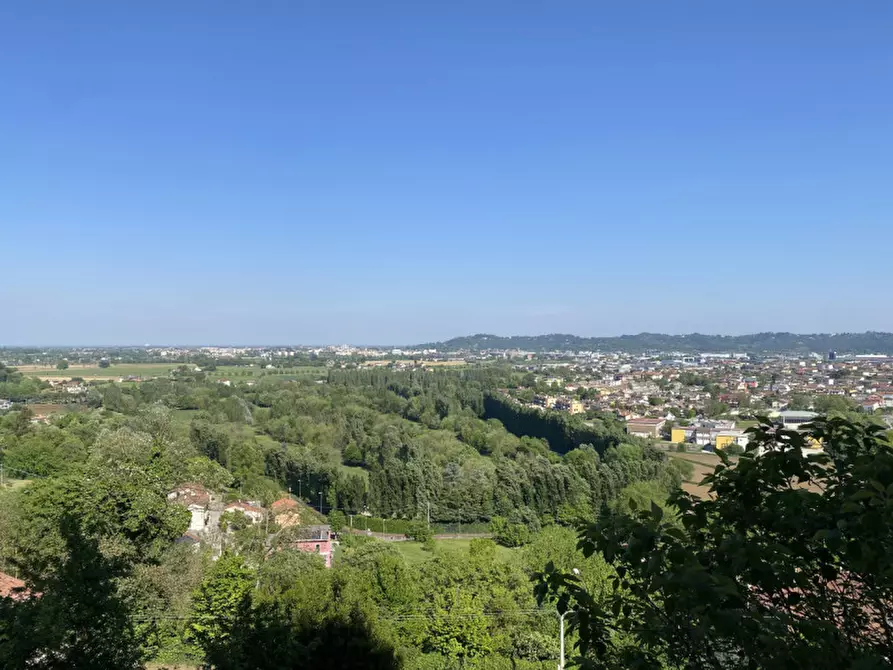 Immagine 1 di Casa indipendente in vendita  in Via Rivella a Creazzo