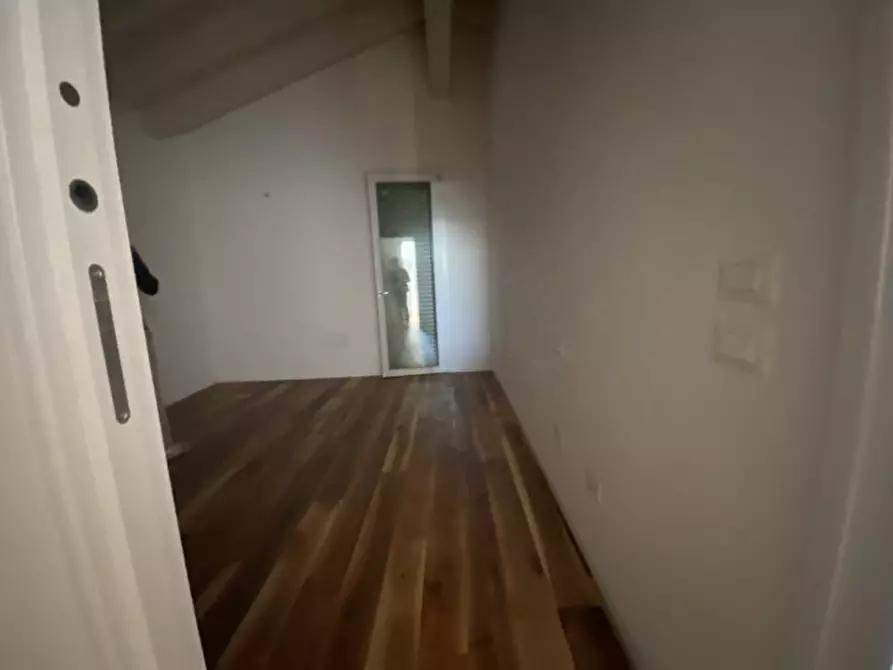 Immagine 9 di Casa indipendente in vendita  in Via Rivella a Creazzo