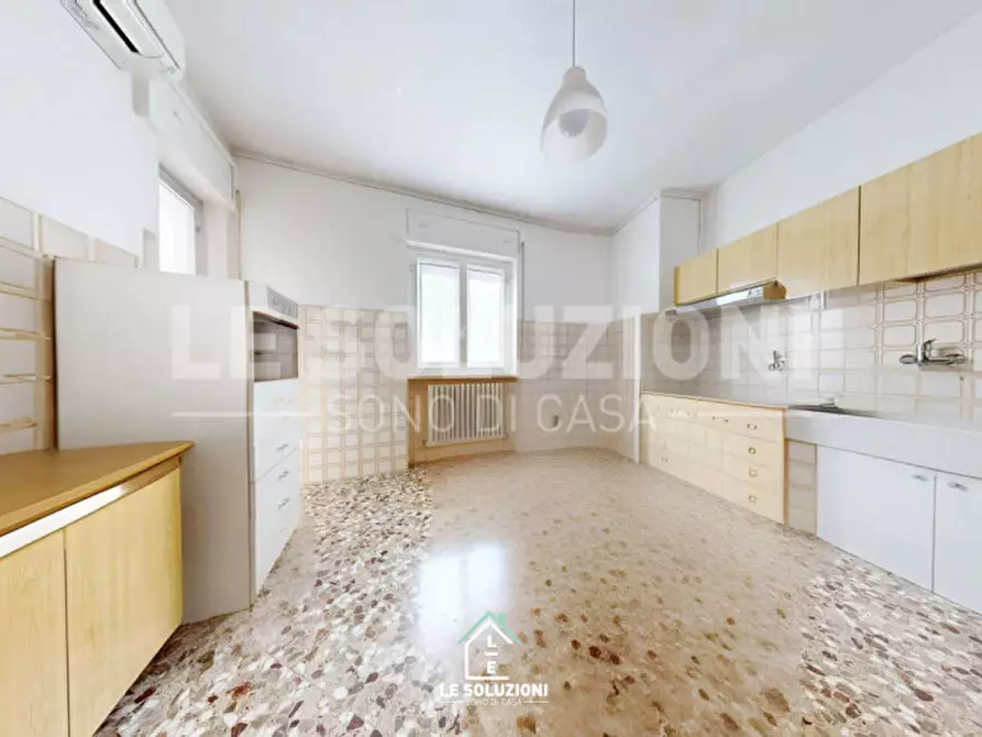 Immagine 7 di Appartamento in vendita  in Via Custoza 27 a Putignano