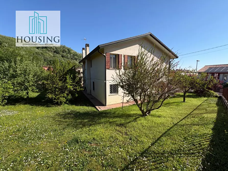 Immagine 3 di Casa indipendente in vendita  a Montegrotto Terme