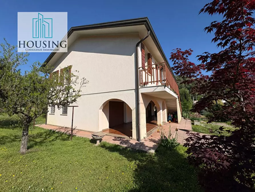 Immagine 36 di Casa indipendente in vendita  a Montegrotto Terme