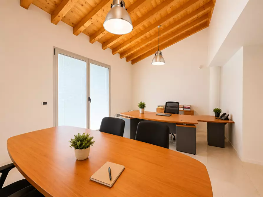 Immagine 13 di Ufficio in vendita  in Via Trento a Silea
