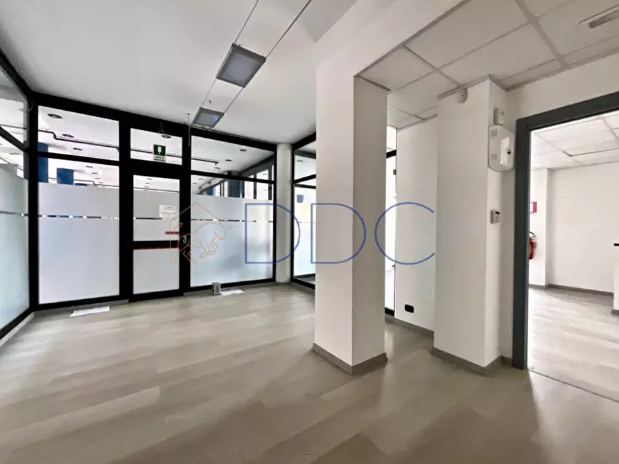 Immagine 6 di Ufficio in vendita  in Corso Susa 242 a Rivoli