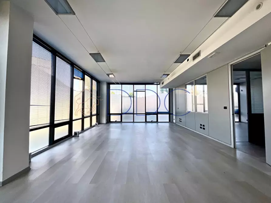 Immagine 13 di Ufficio in vendita  in Corso Susa 242 a Rivoli