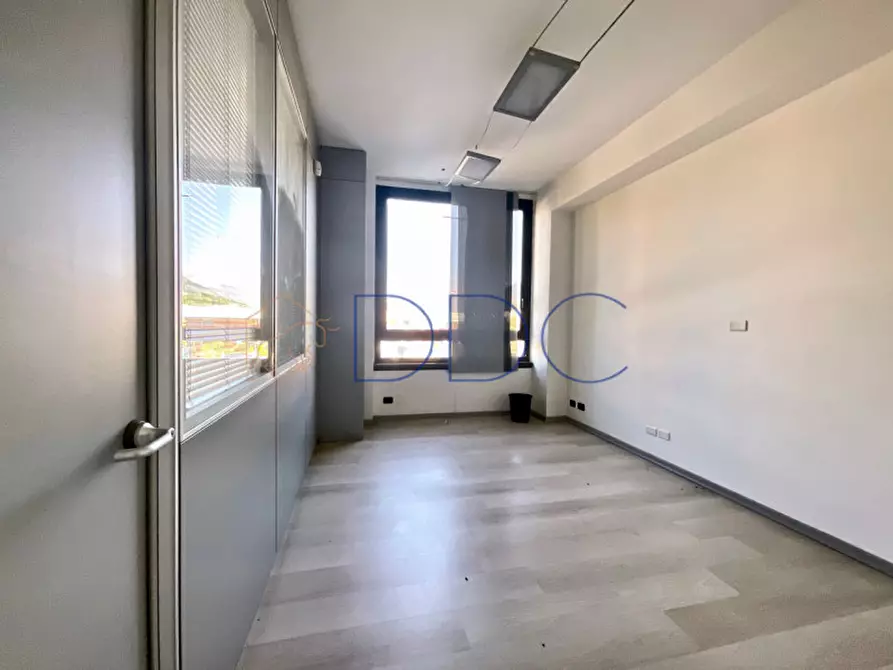 Immagine 30 di Ufficio in vendita  in Corso Susa 242 a Rivoli