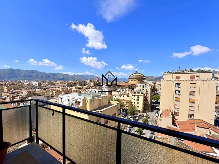 Immagine 7 di Appartamento in vendita  a Palermo