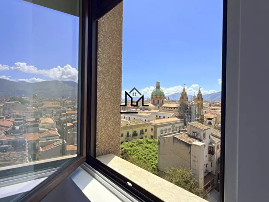 Immagine 17 di Appartamento in vendita  a Palermo