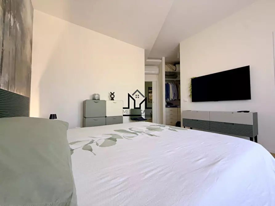 Immagine 30 di Appartamento in vendita  a Palermo