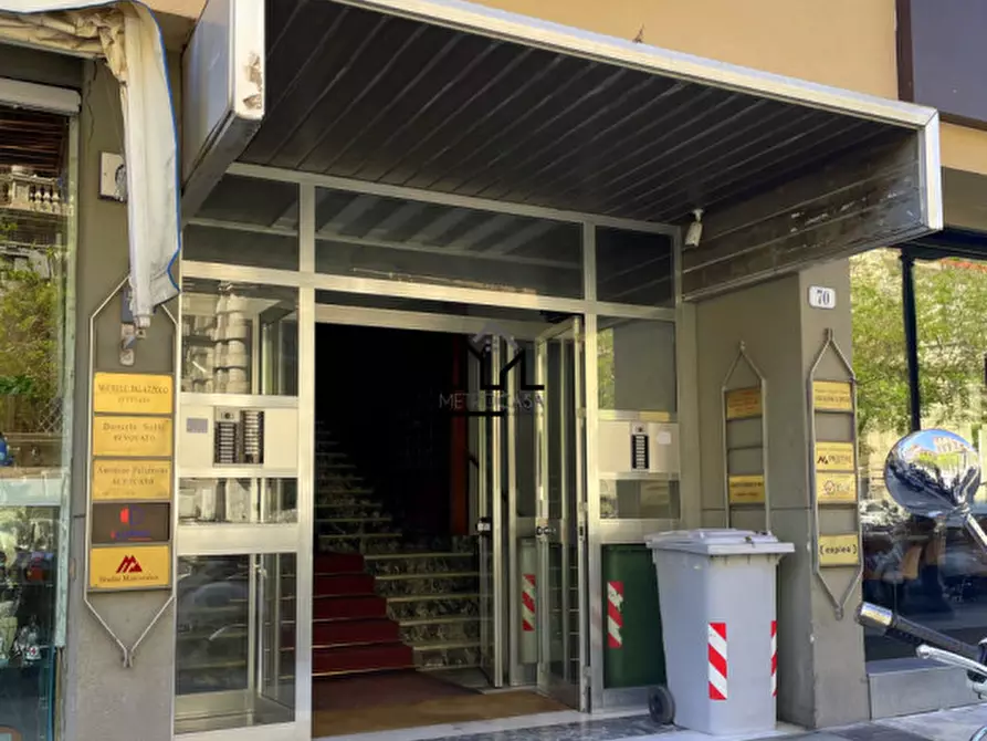 Immagine 46 di Appartamento in vendita  a Palermo