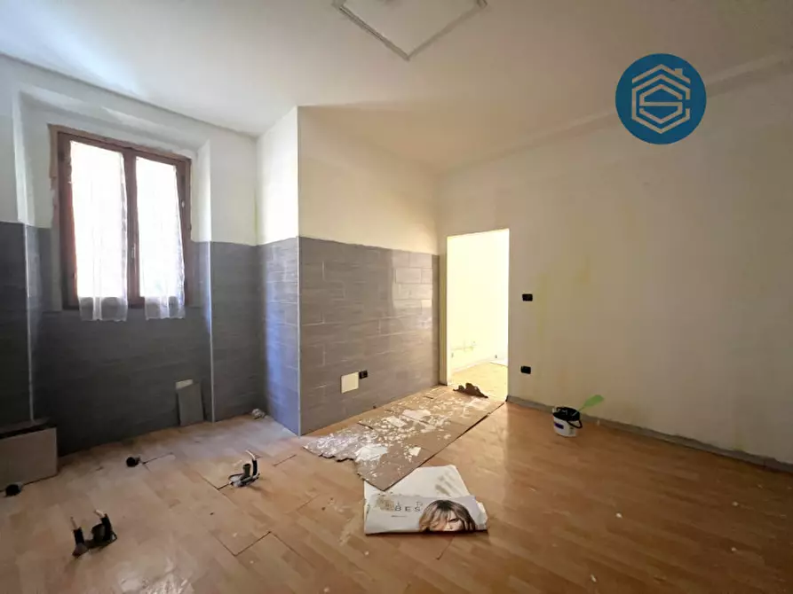 Immagine 5 di Negozio in affitto  in Via Mariano Falcini 37 a Campi Bisenzio
