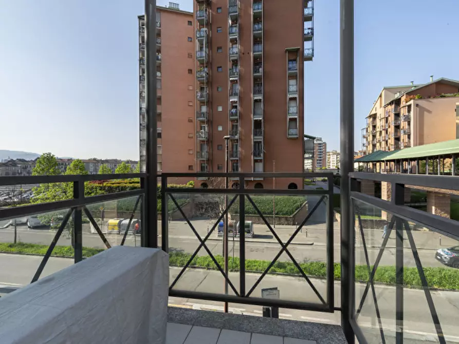 Immagine 26 di Appartamento in vendita  in Corso Enrico Gamba 24 a Torino