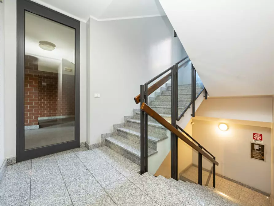 Immagine 41 di Appartamento in vendita  in Corso Enrico Gamba 24 a Torino