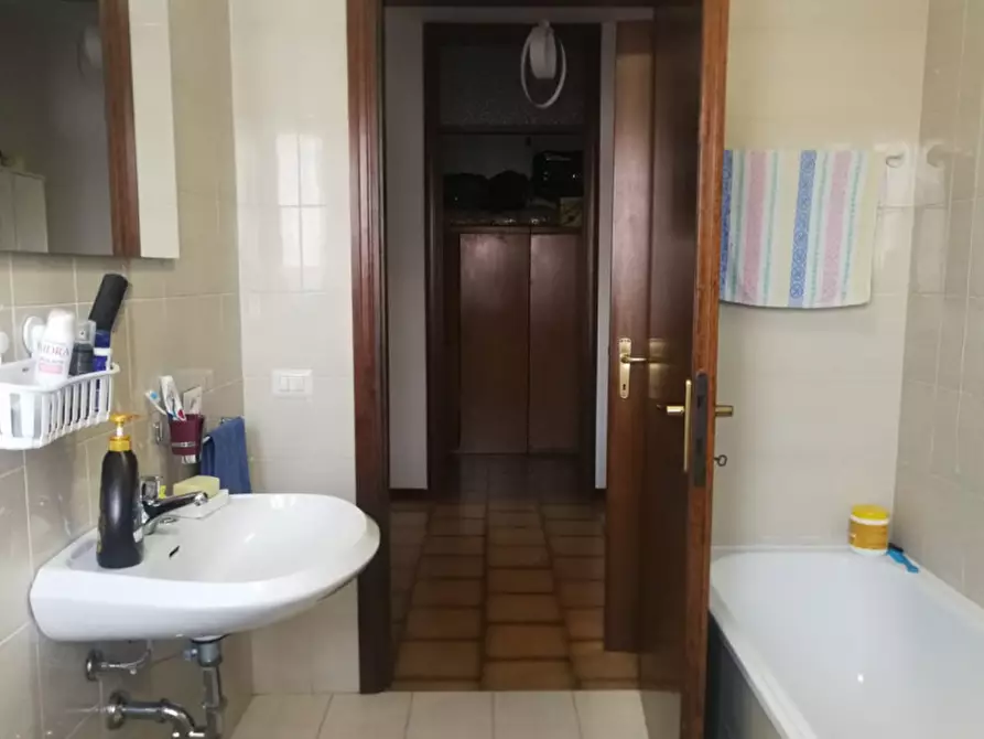 Immagine 7 di Appartamento in affitto  a Sant'elena