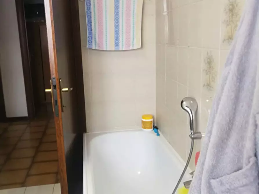 Immagine 8 di Appartamento in affitto  a Sant'elena
