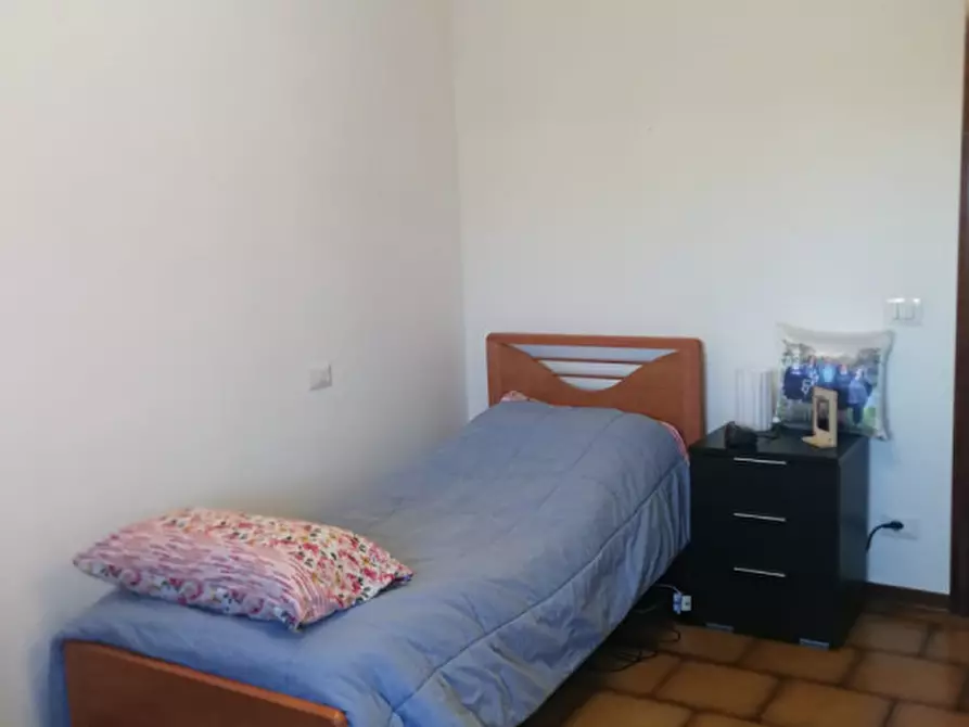 Immagine 11 di Appartamento in affitto  a Sant'elena
