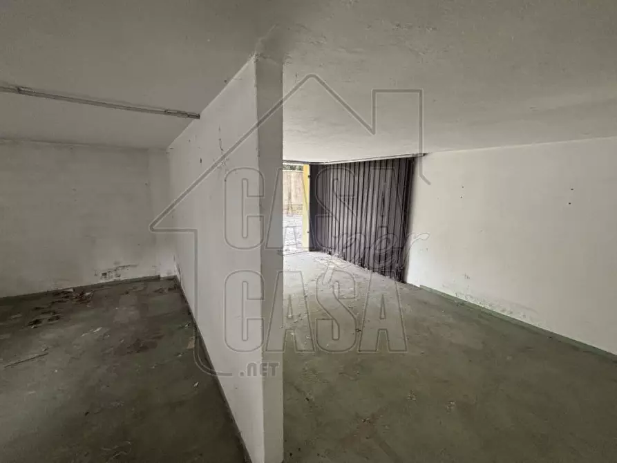 Immagine 8 di Garage in vendita  in Via Monte Solarolo a Padova