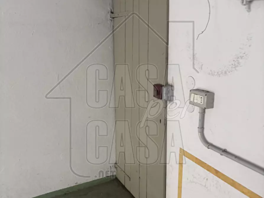 Immagine 11 di Garage in vendita  in Via Monte Solarolo a Padova