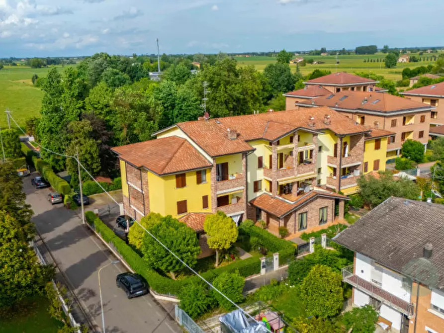 Immagine 1 di Appartamento in vendita  in VIA CARLO MARX 36 a Campagnola Emilia