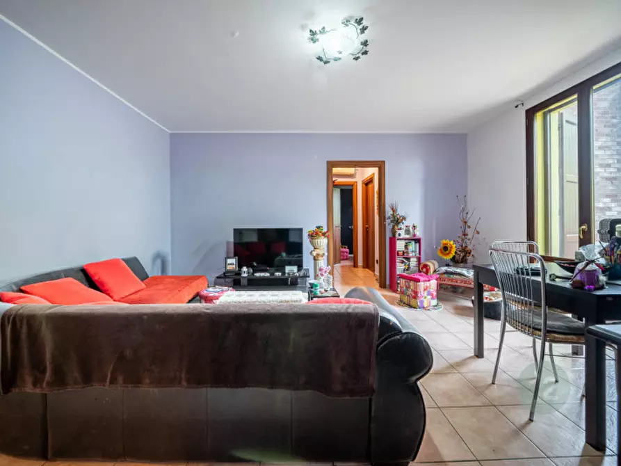 Immagine 5 di Appartamento in vendita  in VIA CARLO MARX 36 a Campagnola Emilia