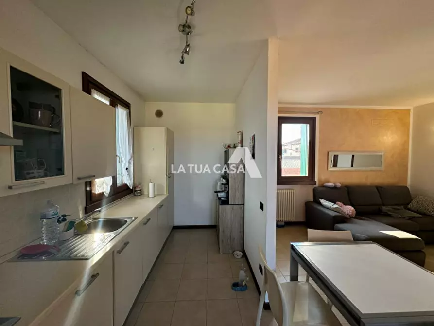 Immagine 6 di Appartamento in vendita  a San Giovanni Lupatoto