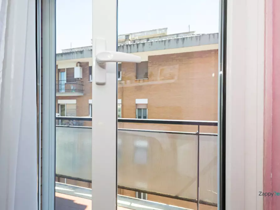 Immagine 25 di Appartamento in affitto  in Via Sante Bargellini, 74 a Roma