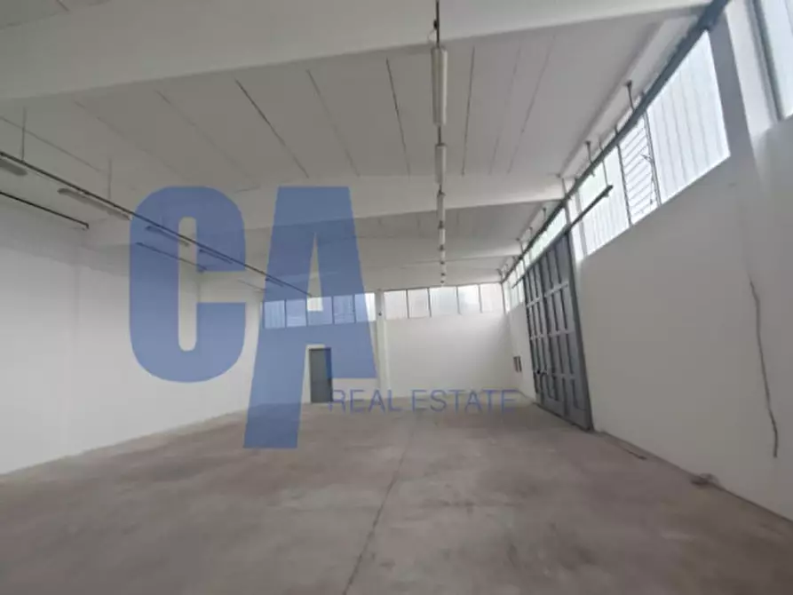 Immagine 13 di Laboratorio in affitto  in VIA BENACO a San Giuliano Milanese