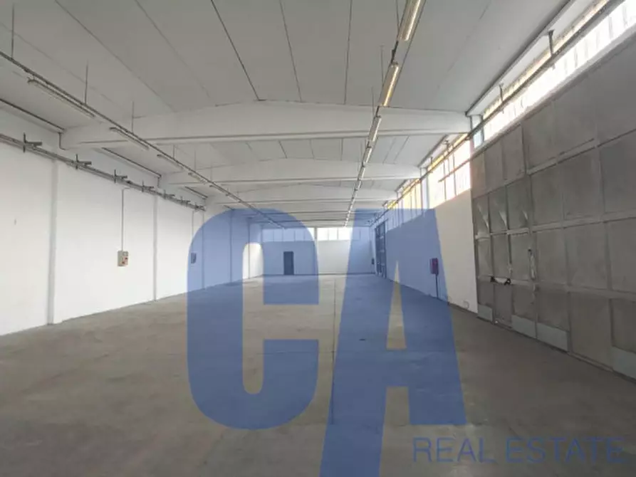 Immagine 2 di Capannone industriale in affitto  in VIA BENACO a San Giuliano Milanese