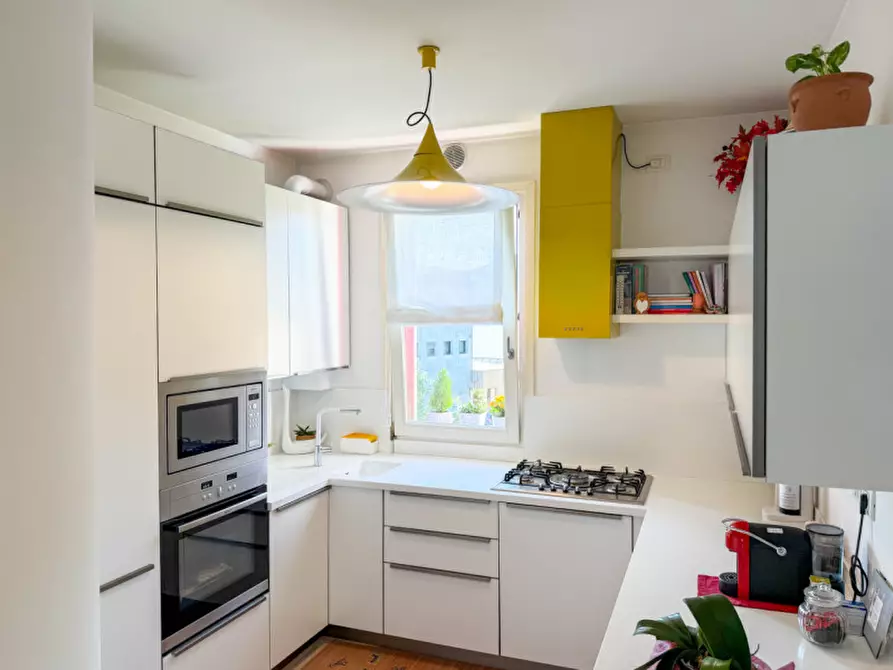 Immagine 4 di Appartamento in vendita  in Via Galileo Galilei a Montebelluna