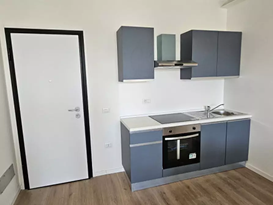 Immagine 2 di Appartamento in affitto  in Via Luigi Pellizzo a Padova