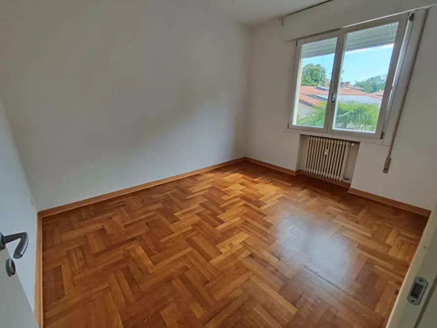 Immagine 12 di Appartamento in vendita  a Padova