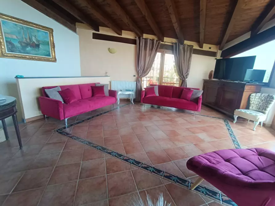 Immagine 3 di Villa in vendita  in ZONA SOLARO a San Remo