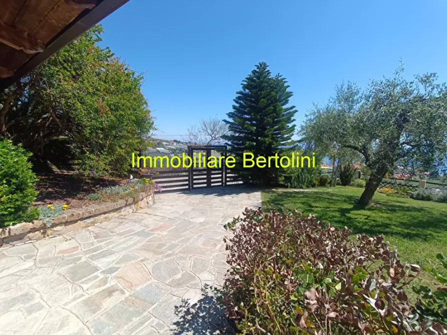 Immagine 40 di Villa in vendita  in ZONA SOLARO a San Remo
