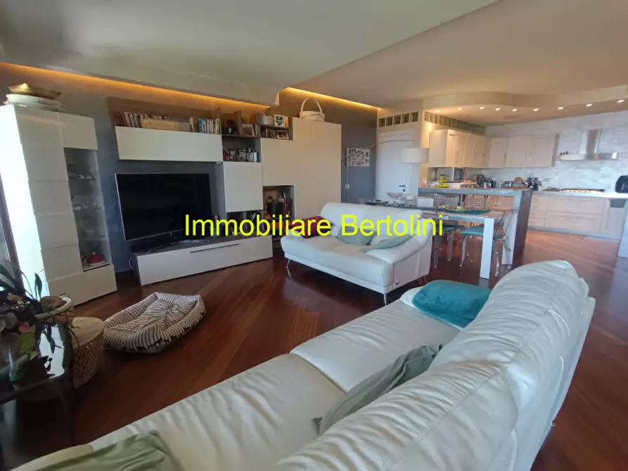 Immagine 41 di Villa in vendita  in ZONA SOLARO a San Remo