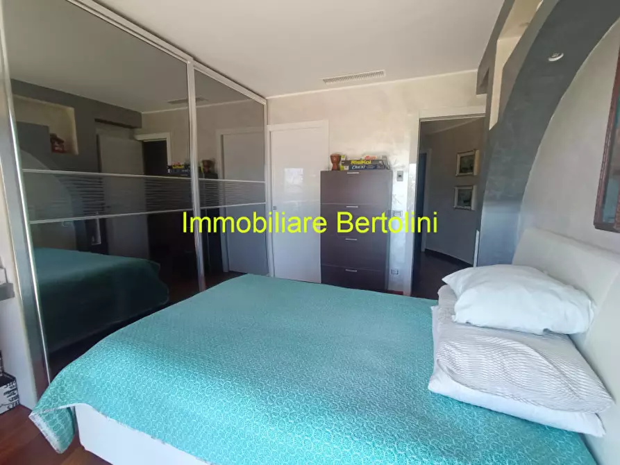 Immagine 50 di Villa in vendita  in ZONA SOLARO a San Remo