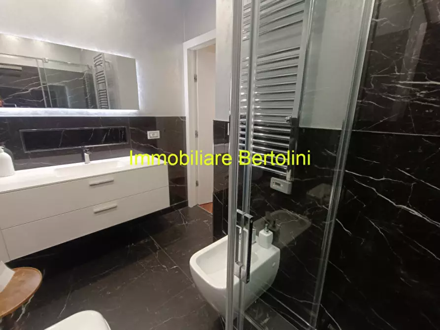 Immagine 76 di Villa in vendita  in ZONA SOLARO a San Remo