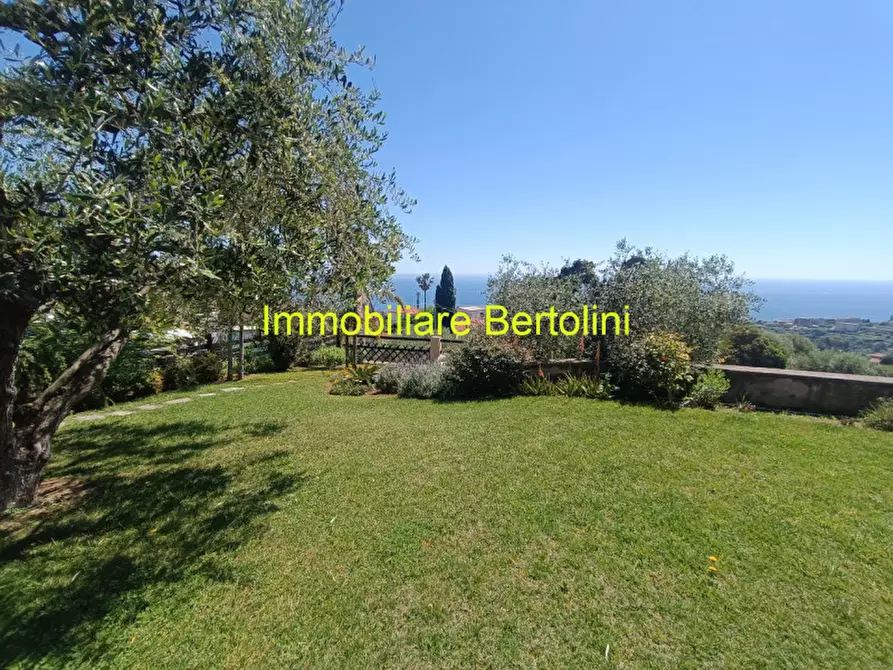 Immagine 79 di Villa in vendita  in ZONA SOLARO a San Remo