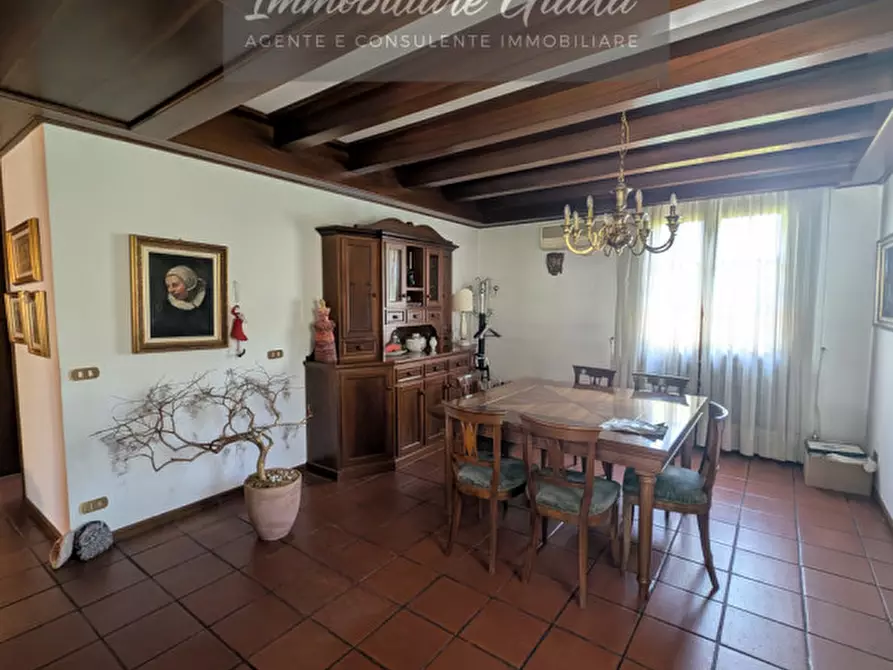 Immagine 6 di Villa in vendita  a Gaiarine