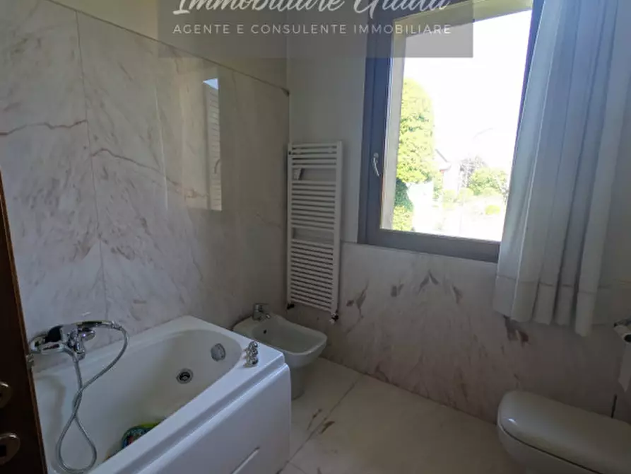 Immagine 34 di Villa in vendita  a Gaiarine