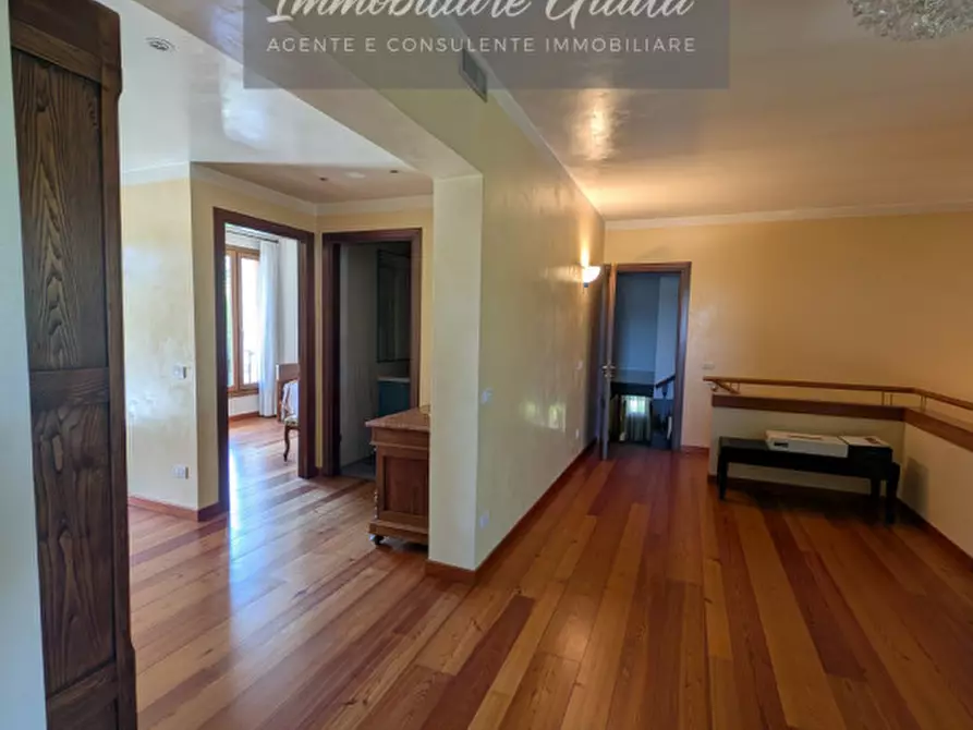 Immagine 36 di Villa in vendita  a Gaiarine