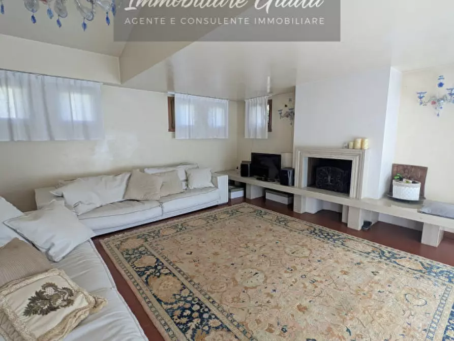 Immagine 46 di Villa in vendita  a Gaiarine